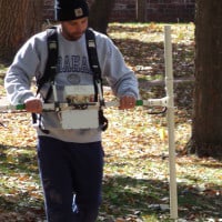 Ground-penetrating radar apparatus